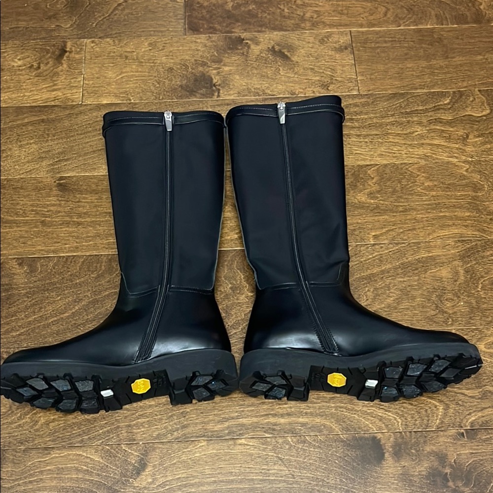 NWOT, La CANADIENNE Quintin Boots - Picture 8 of 13